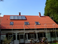 Dachsanierung mit Fenstern und Solaranlage